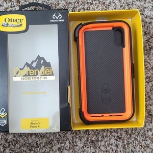 Otterbox Defender iPhone case (Realtree)